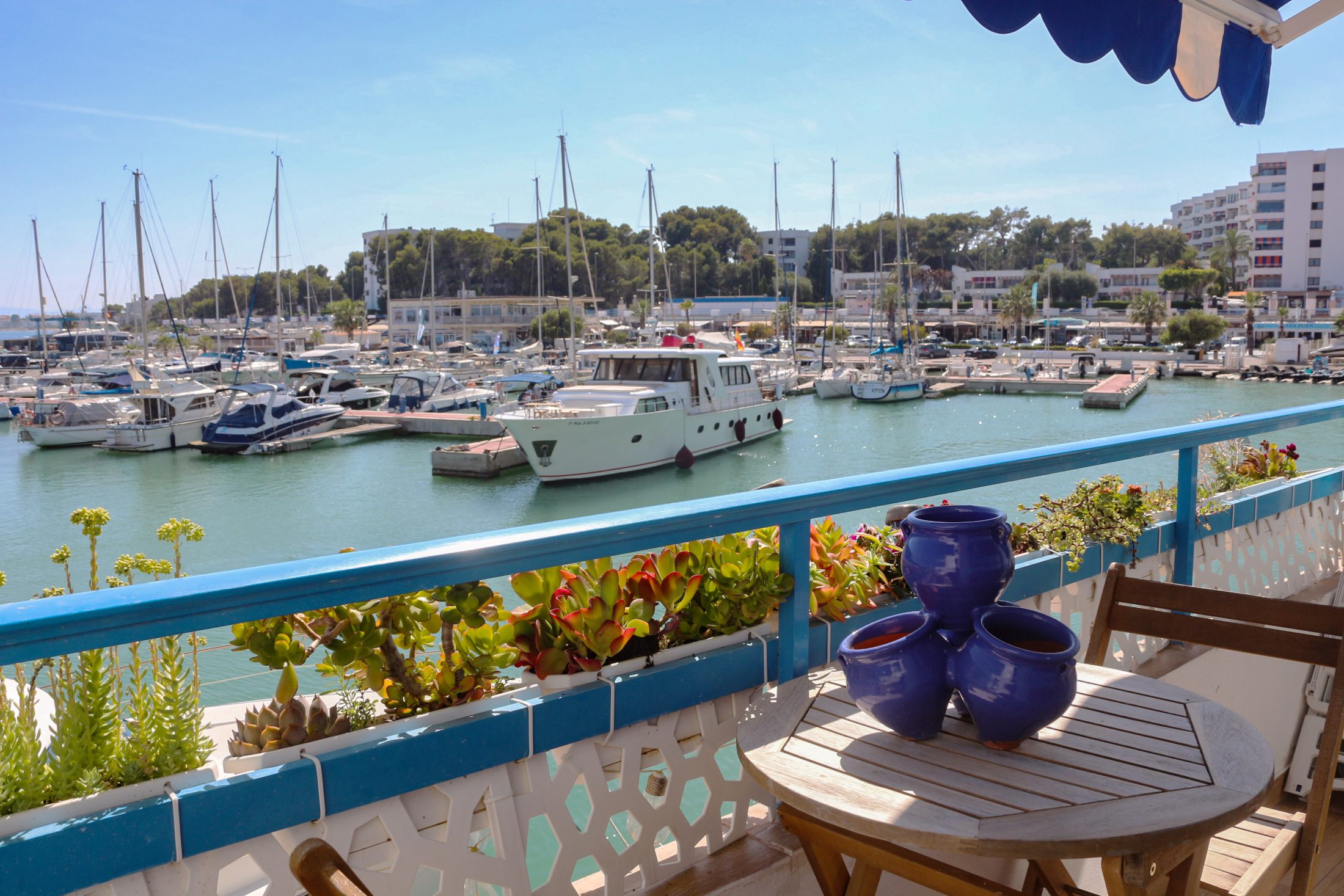 Apartamento exclusivo en primera línea del Puerto Deportivo de Alcossebre