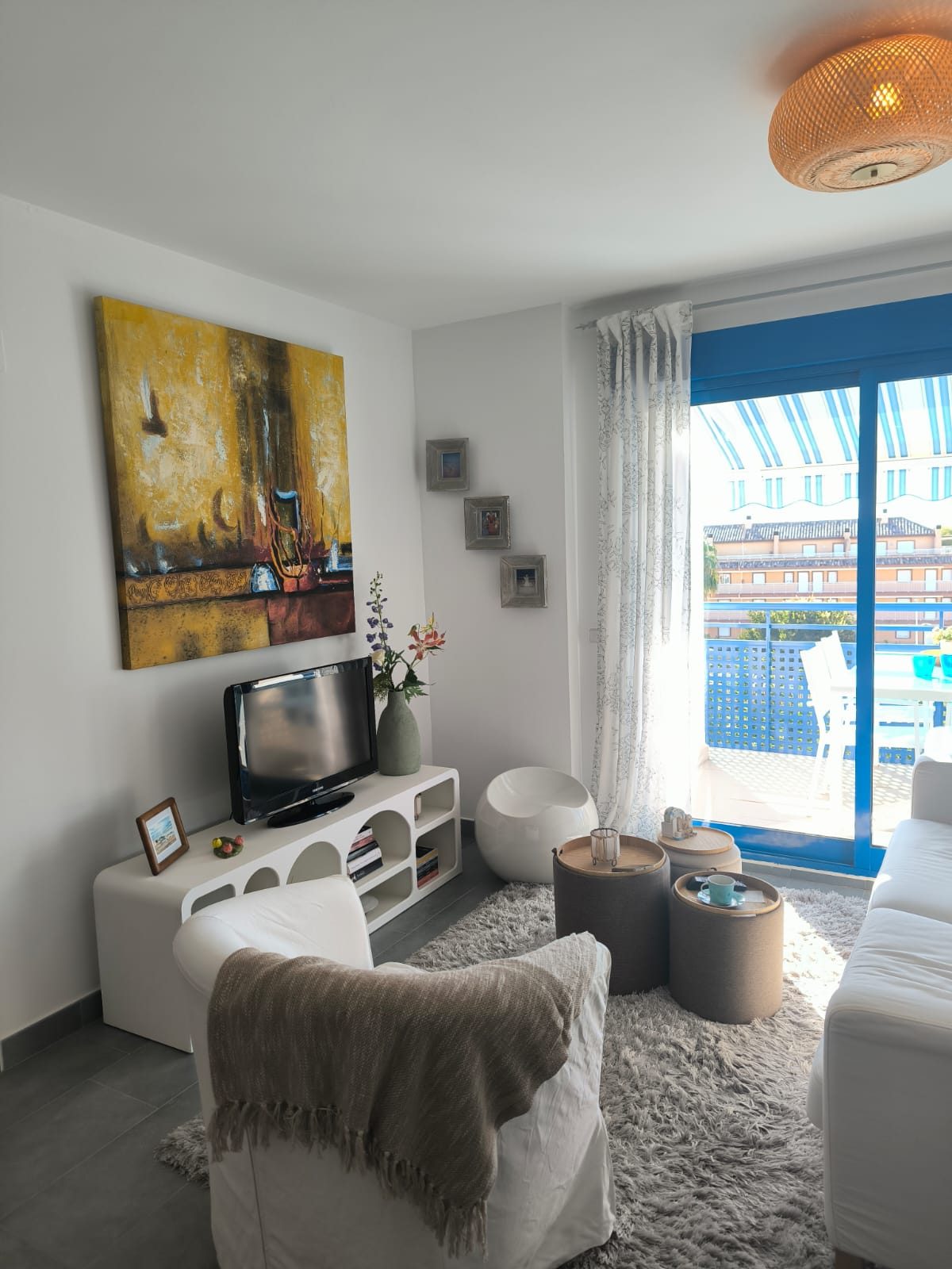 Apartamento de 2 dormitorios con terraza y vistas panorámicas