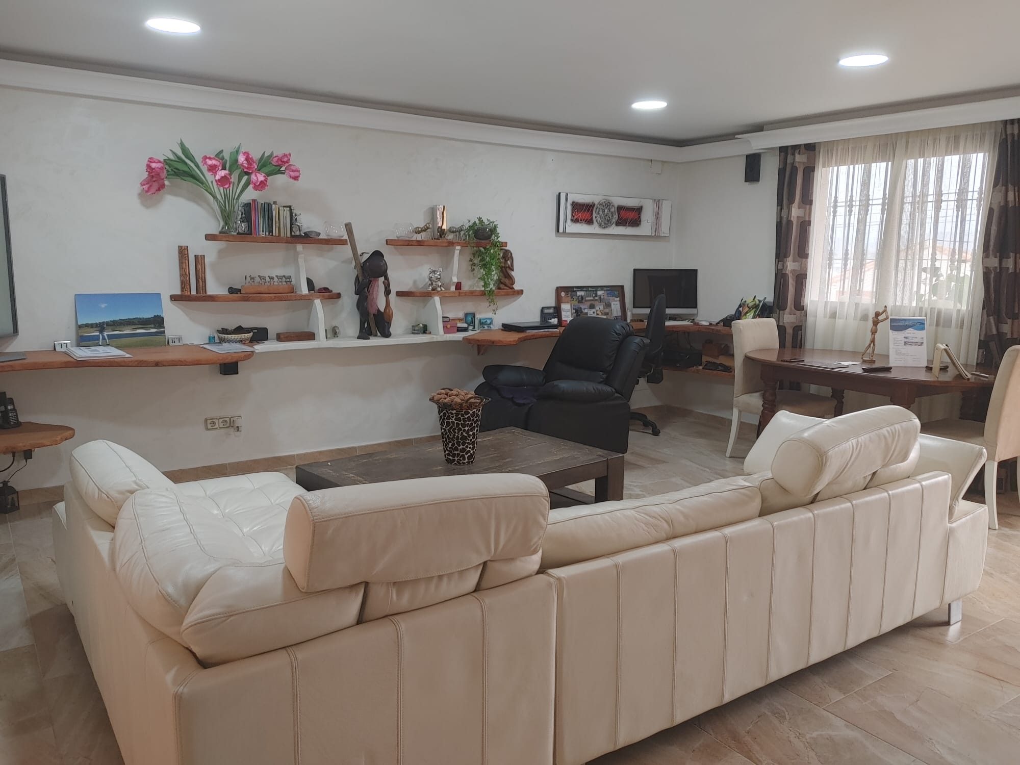 WhatsApp Image 2022-11-02 at 11.42.00