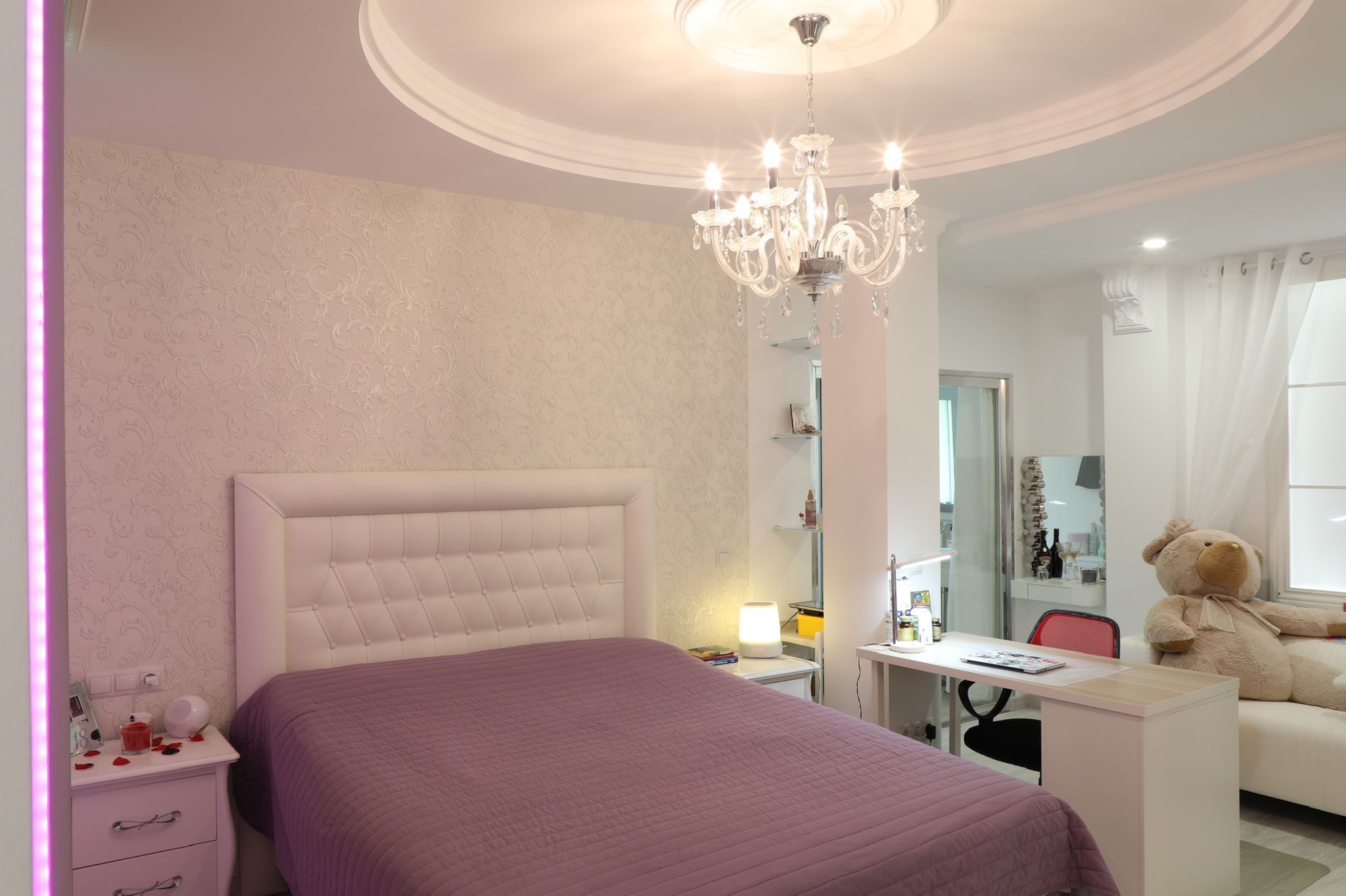 e8b70bdc-4f9d-4286-baa8-0a5aa3f09a2c