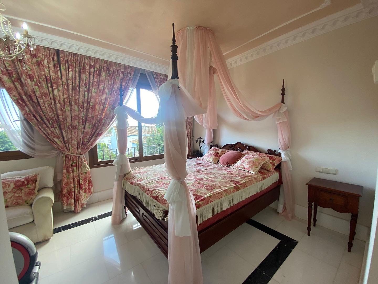 PHOTO-2023-01-02-13-38-40