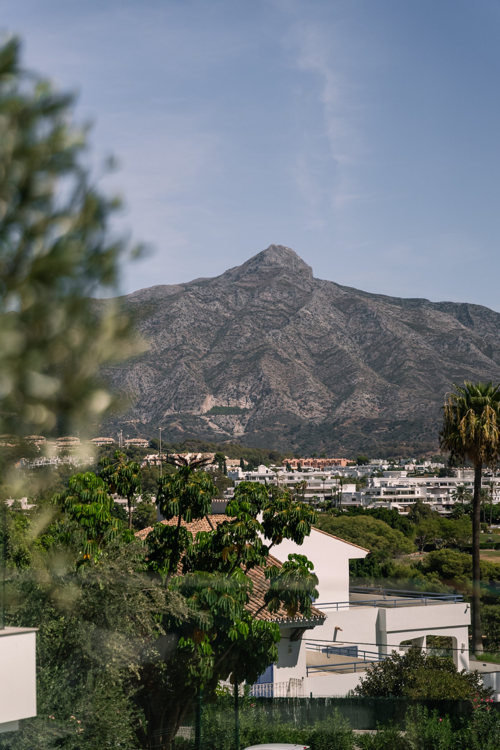 EXPECTACULAR VILLA EN NUEVA  ANDALUCIA