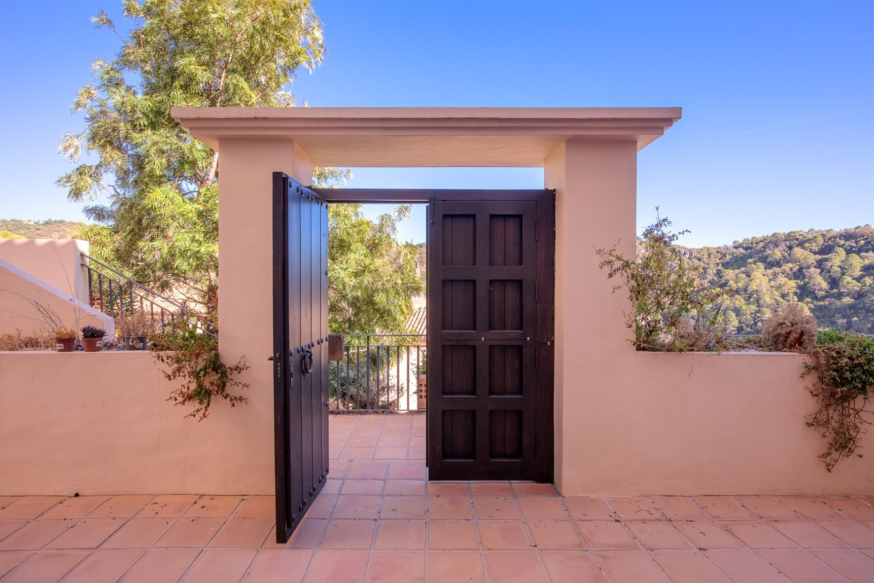 Semi-detached House with incredible views, Benahavís