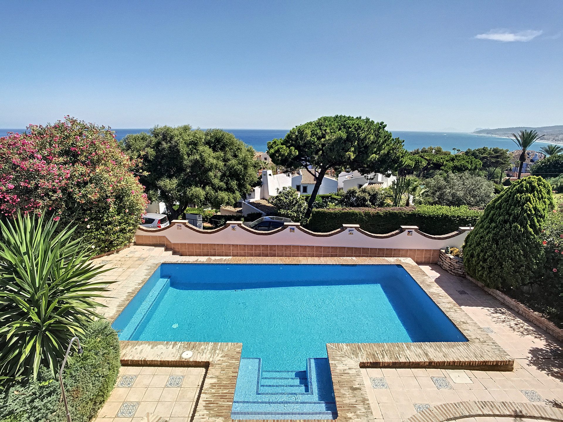 Villa de estilo tradicional en Bahía de Casares